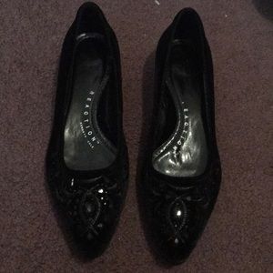 Black velvet pointy toe flats